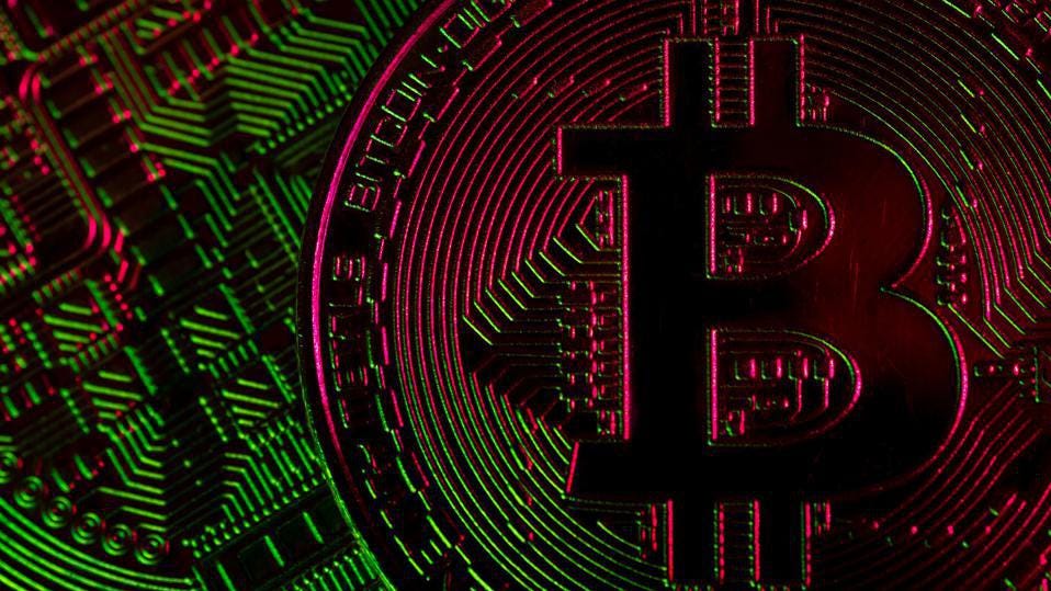 Crypto Market Breaks Through $2 Trillion Again As Altcoins Join Bitcoin In Post-Crash Rally
