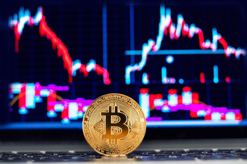 BTC could drop below the $21k level as the bearish trend thickens